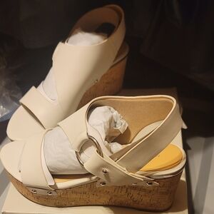 Women's Wedge Size 8.5